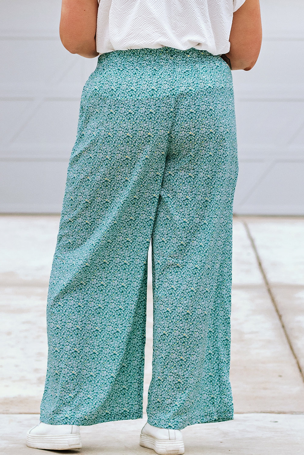 Green Plus Size Floral Tied Waist Wide Leg Pants